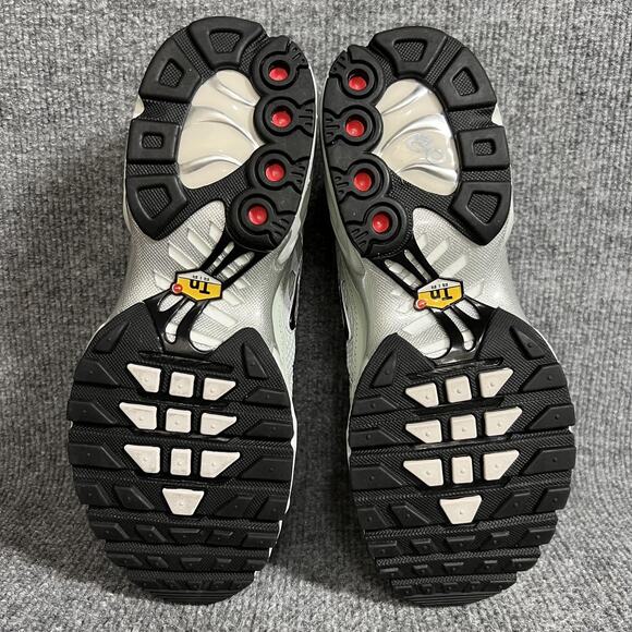 Nike Air Max Plus Tn Shoes Womens Size 8.5 Gray White Mesh Running FV8480-002 - Picture 7 of 9